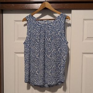 41 Hawthorn Blue and White Floral Sleeveless Camisole